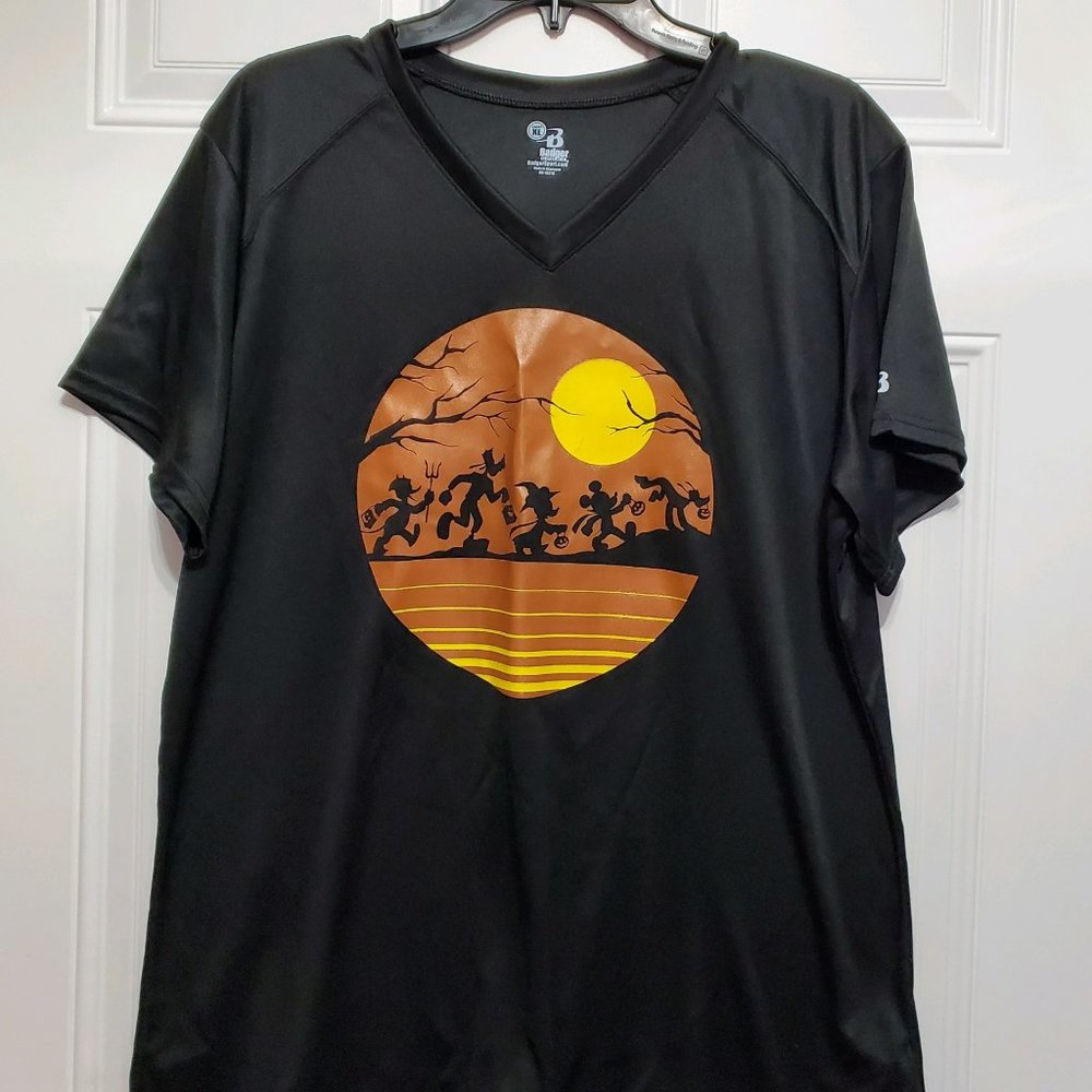 Mickey Mouse & Friends Disney Halloween T-Shirt NWOT